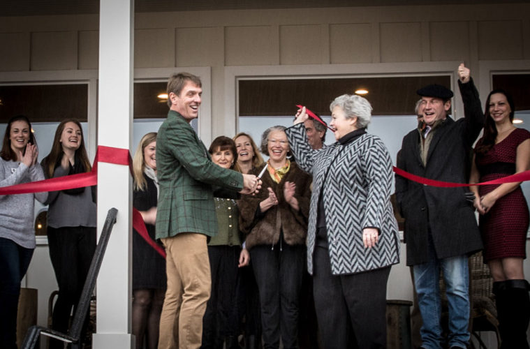 Owner David Greenhill and Middleburg Mayor Betsy Davis performed the ribbon cutting.
