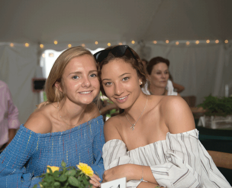 Jumper Riders Janie Ware and Thea Bitar. Photo by Anna Purdy